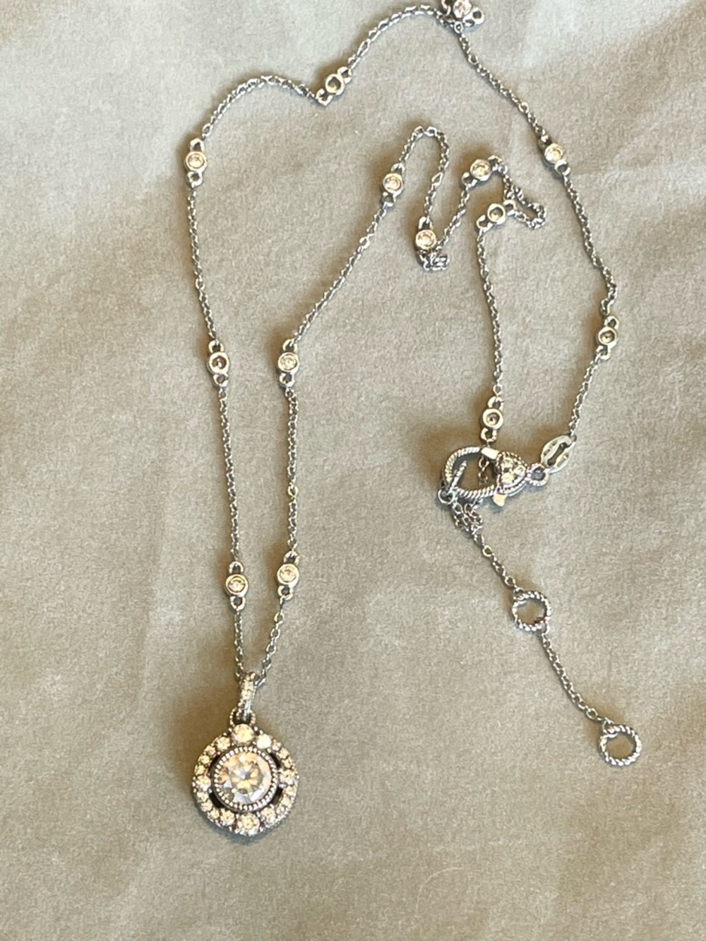 Judith Ripka 925 Solid Sterling Silver Halo CZ 18” - 20” Necklace NEW Condition
